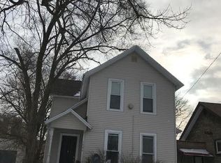 1086 Sanford St #1, Muskegon, MI 49440