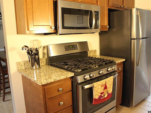 5th image of 86 Wineberry Ln