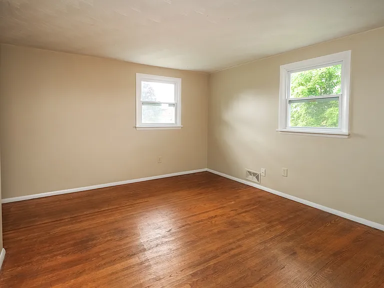 9694 W Ridge Rd #1 — Photo 11