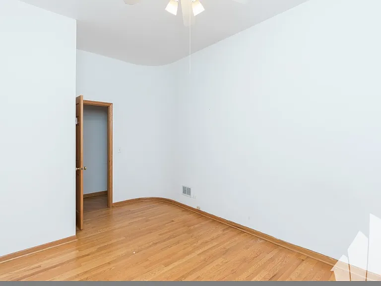 2714 N Wayne Ave #2 — Photo 7