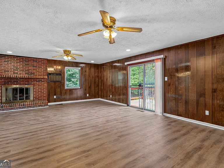 3769 Amber Rd NW — Photo 11