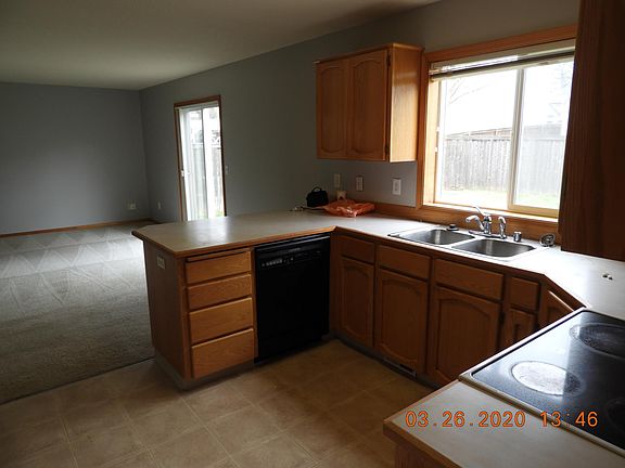 4th image of 1113 NE 170th Ct