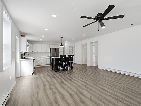 5th image of 11 West St #2