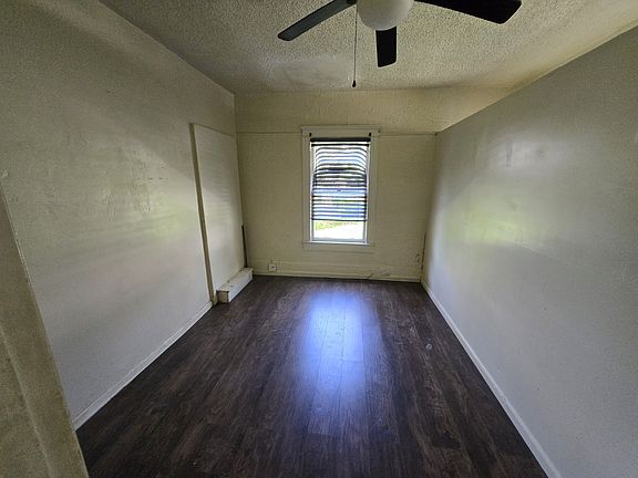 2nd image of 133 Fairview Ave APT 1