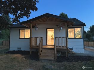 304 3rd Ave S, Algona, WA 98001