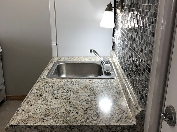 2nd image of 1557 N Farwell Ave APT 109