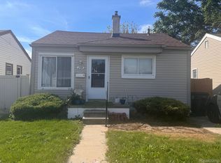 2393 Fisher St, Melvindale, MI 48122
