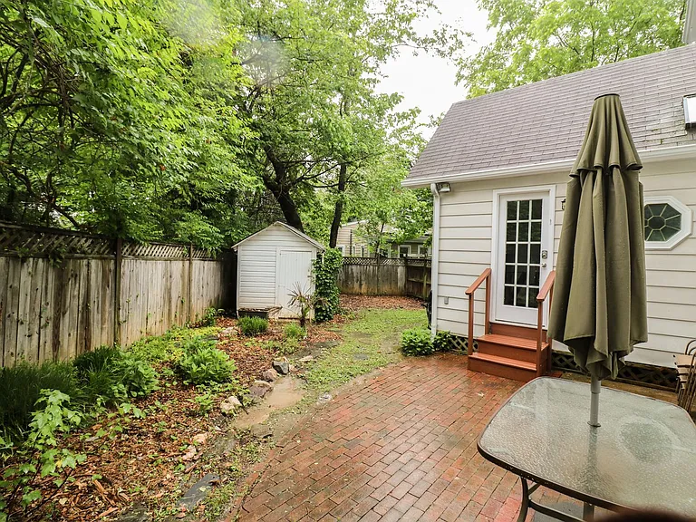400 Dean Dr — Photo 12