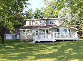 8763 Clam Lake Rd, Bellaire, MI 49615