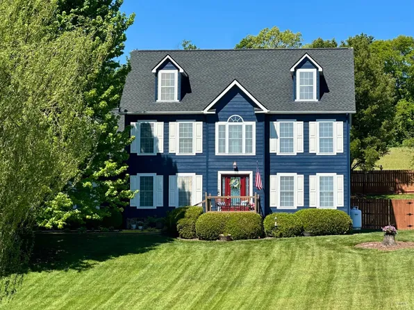 5323 Crossbow Dr, Pulaski, VA 24301