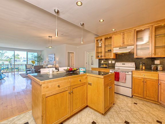 2nd image of 900 Euclid St APT 309