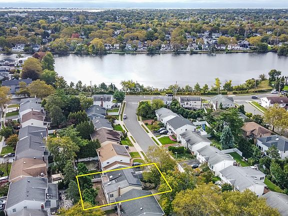 2nd image of 23 Gale Drive