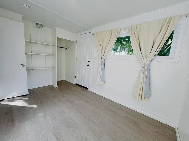 344 Sanford Ave — Photo 8