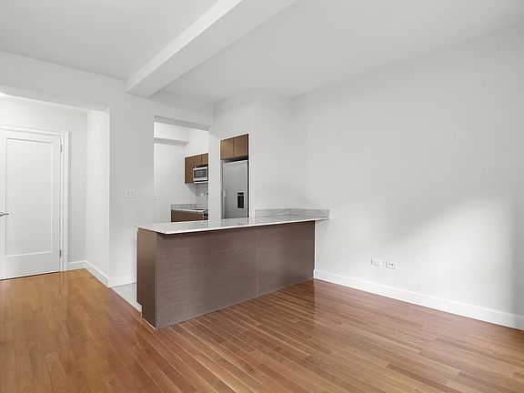 4th image of 400 E 57th St APT 8R