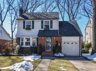 44 Fairway St, Bloomfield, NJ 07003