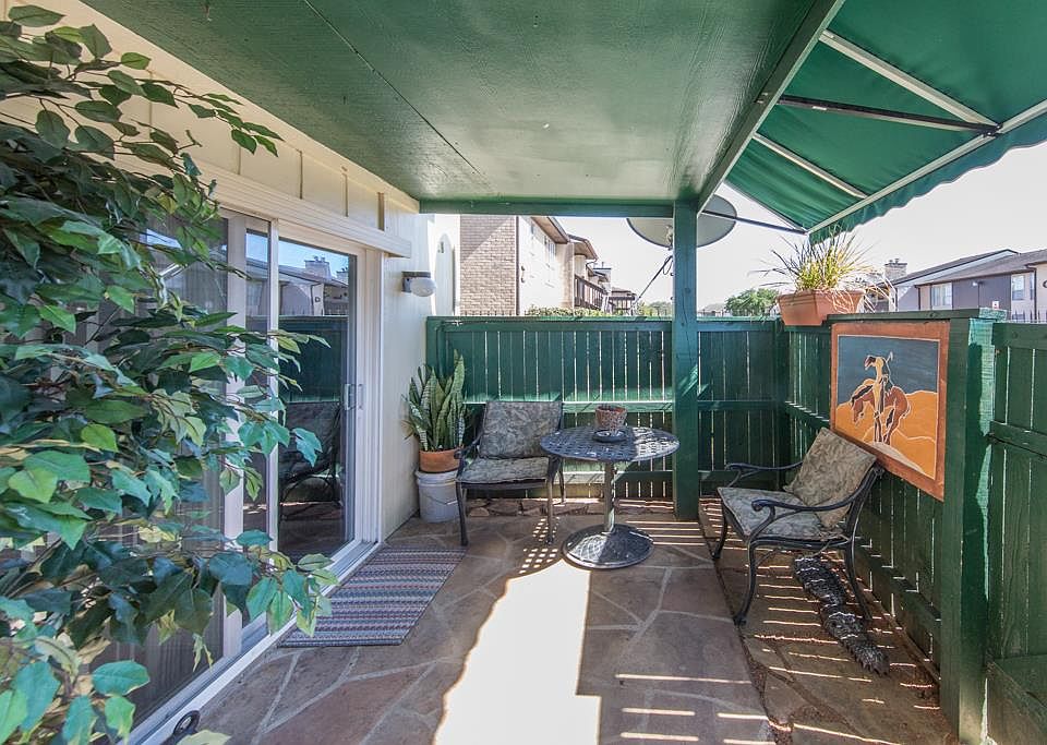 1st image of 1516 Bay Area Blvd APT T-1