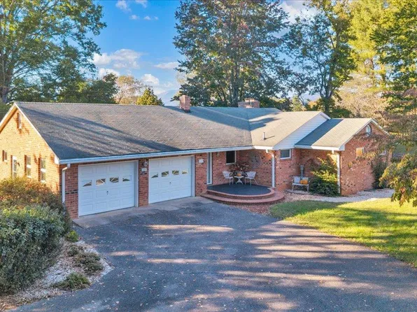 1684 Big Island Hwy, Bedford, VA 24523