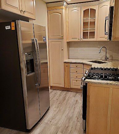 3rd image of 1262 E 104th St