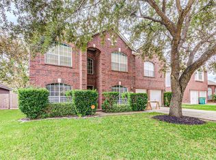 3607 Chatwood Dr, Pearland, TX 77584