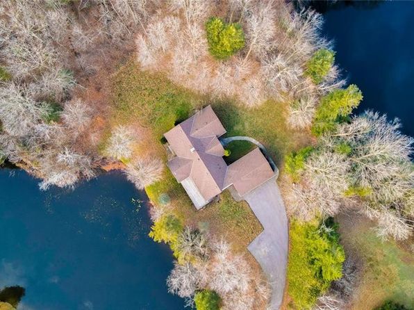 22 Matson Dr, Caledon, ON L7E 0A9