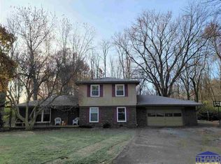 1899 E Crystal Creek Dr, Terre Haute, IN 47802