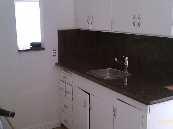 4th image of 1000 V St APT 8