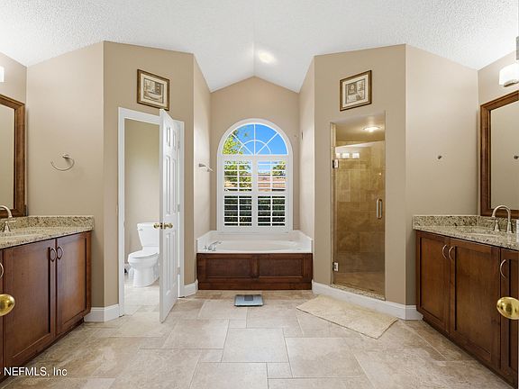3rd image of 747 MARSHVIEW Drive