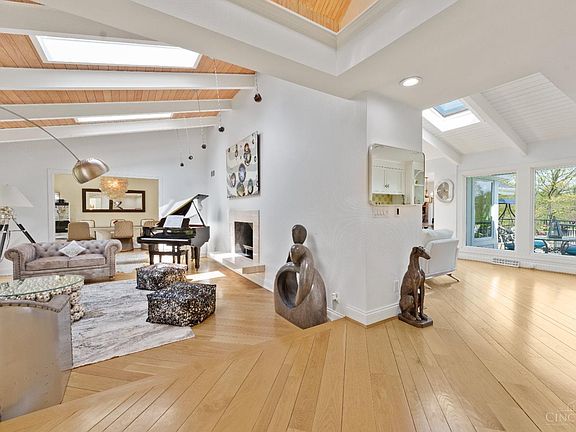 5th image of 6220 Hawk Ridge Ln