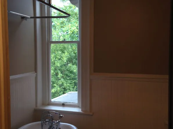 Watts House, 1007 Court St APT 4, Lynchburg, VA 24504