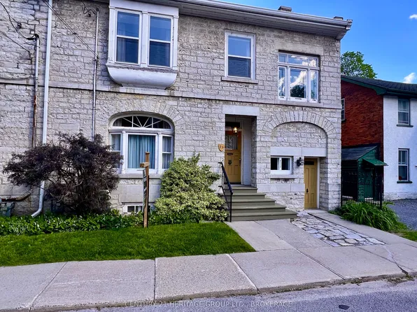 25 Wellington St, Kingston, ON K7L 3B9