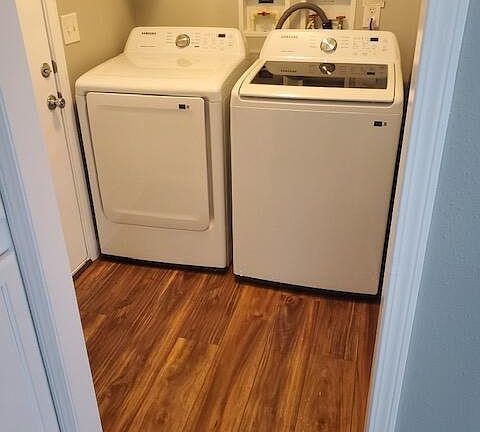 4th image of 4470 E 16th Ave Trailer 14