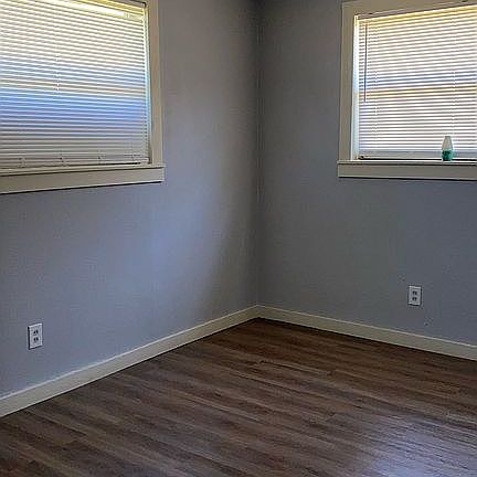 4th image of 2031 Thomas Ct