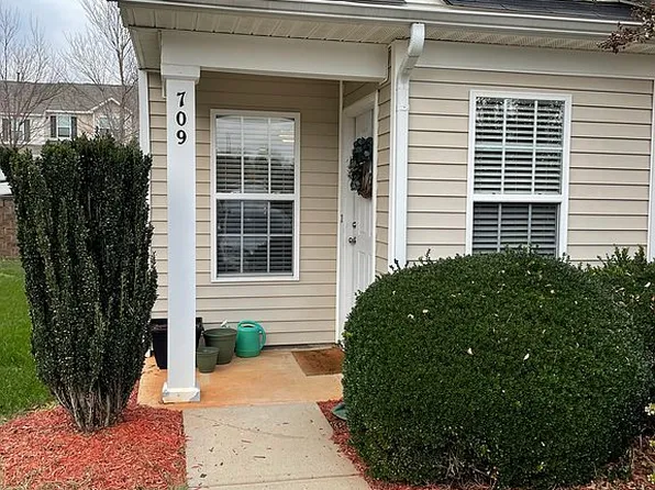 709 Waterfall Way, Clover, SC 29710