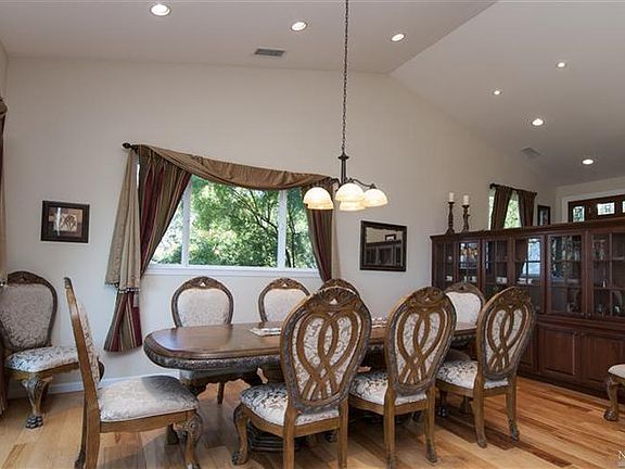 4th image of 6865 Quailbrook Ln