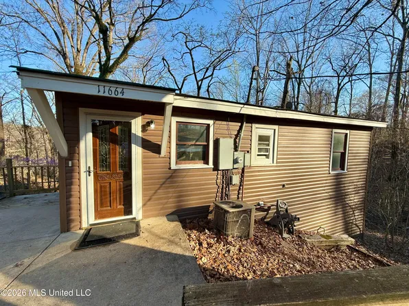 11664 Oak Dr, Hernando, MS 38632