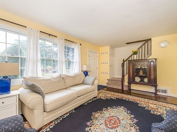 4th image of 1456 Lincoln Ave