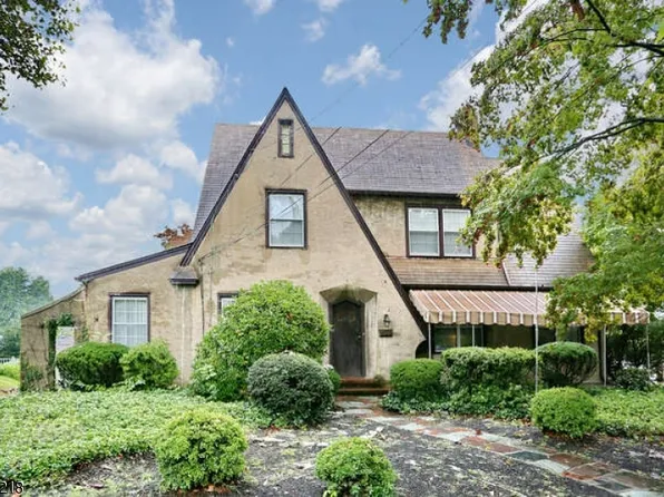 185 Pasadena Pl, Hawthorne Boro, NJ 07506