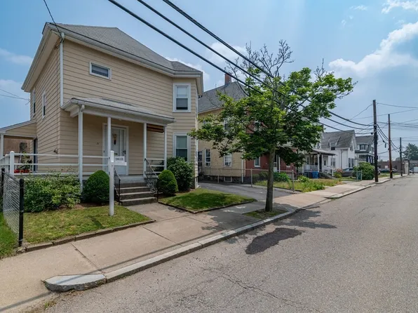 31 Hammond St, Waltham, MA 02451