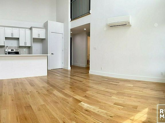 3rd image of 225 Howard Ave #1B1