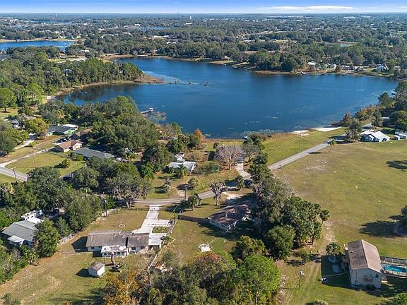 2nd image of 15836 Wilson Parrish Rd