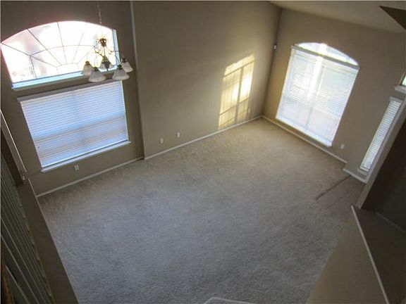 4th image of 11609 Mc Dows Hole Ln