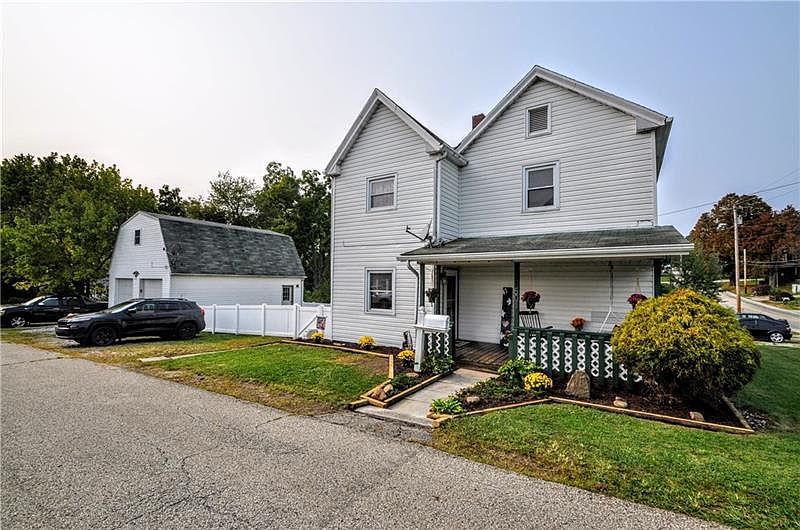 501 Homestead Ave Scottdale Pa 15683 Mls 1468484 Zillow