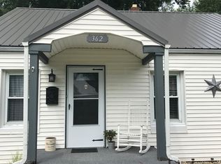 362 E 10th St, Rushville, IN