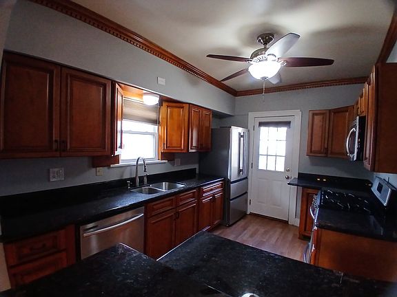 5th image of 1298 Saint Charles Ave #2