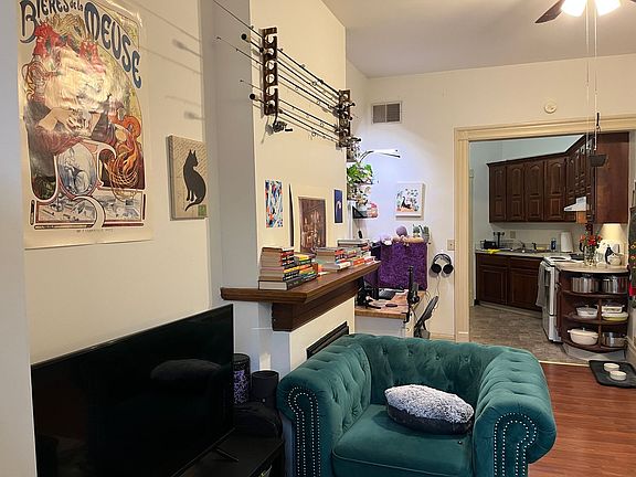 4th image of 321-323 N Tioga St #1A