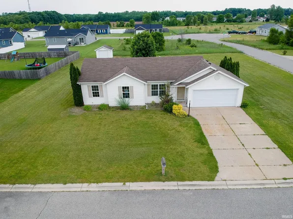 30623 Swede Dr, Elkhart, IN 46516