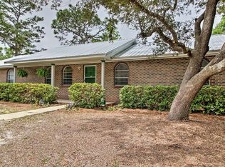 1041 Jocelin Rd, Pensacola, FL 32506