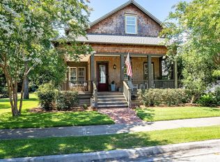 306 Cockle Ln, Beaufort, SC 29906