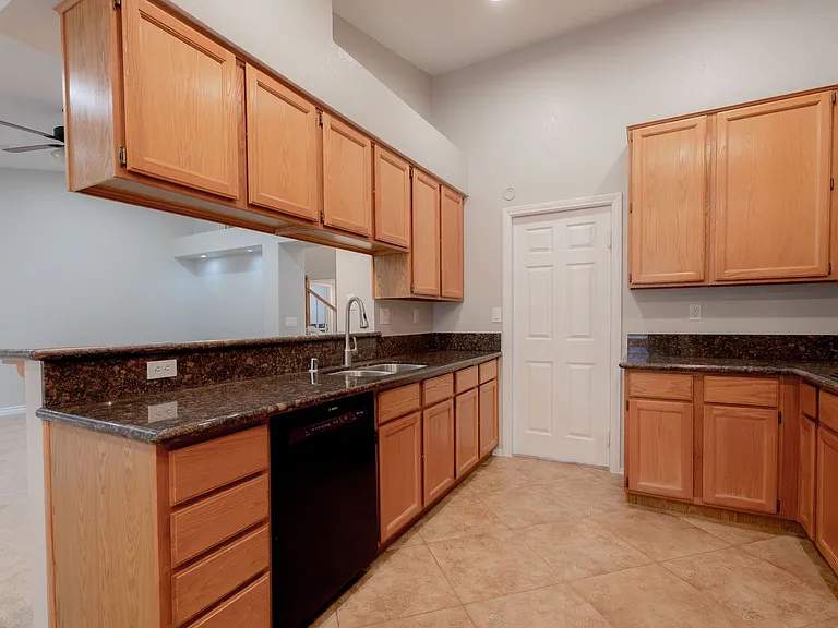 10024 Sail Landing Ct — Photo 22