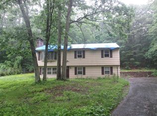 17 Lower Gore Rd, Webster, MA 01570
